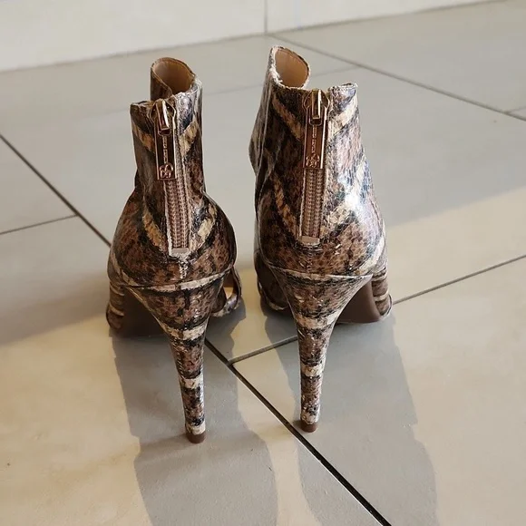 NWT Jessica Simpson Elizabeth Bootie. Sz 7.5 MSRP $110 - Picture 6 of 16